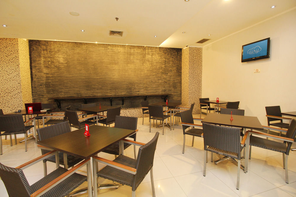 Airy Glodok Pinangsia Raya Jakarta Hotel Bagian luar foto