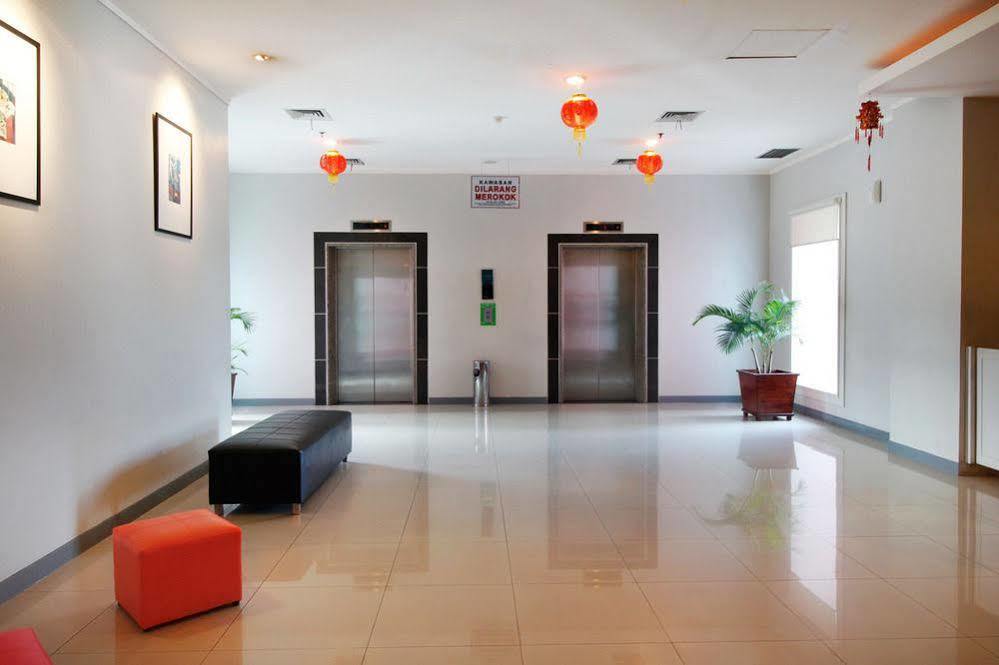 Airy Glodok Pinangsia Raya Jakarta Hotel Bagian luar foto