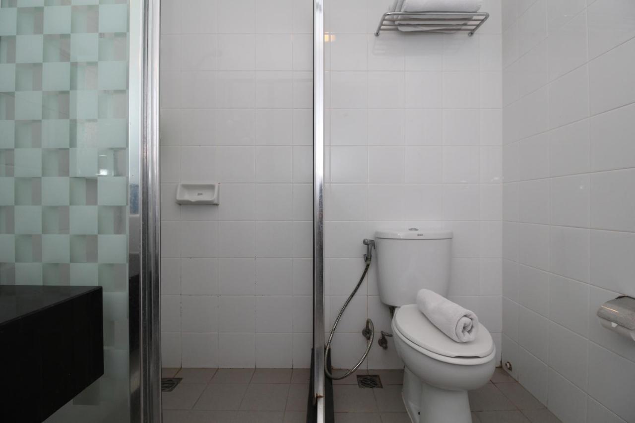 Airy Glodok Pinangsia Raya Jakarta Hotel Bagian luar foto