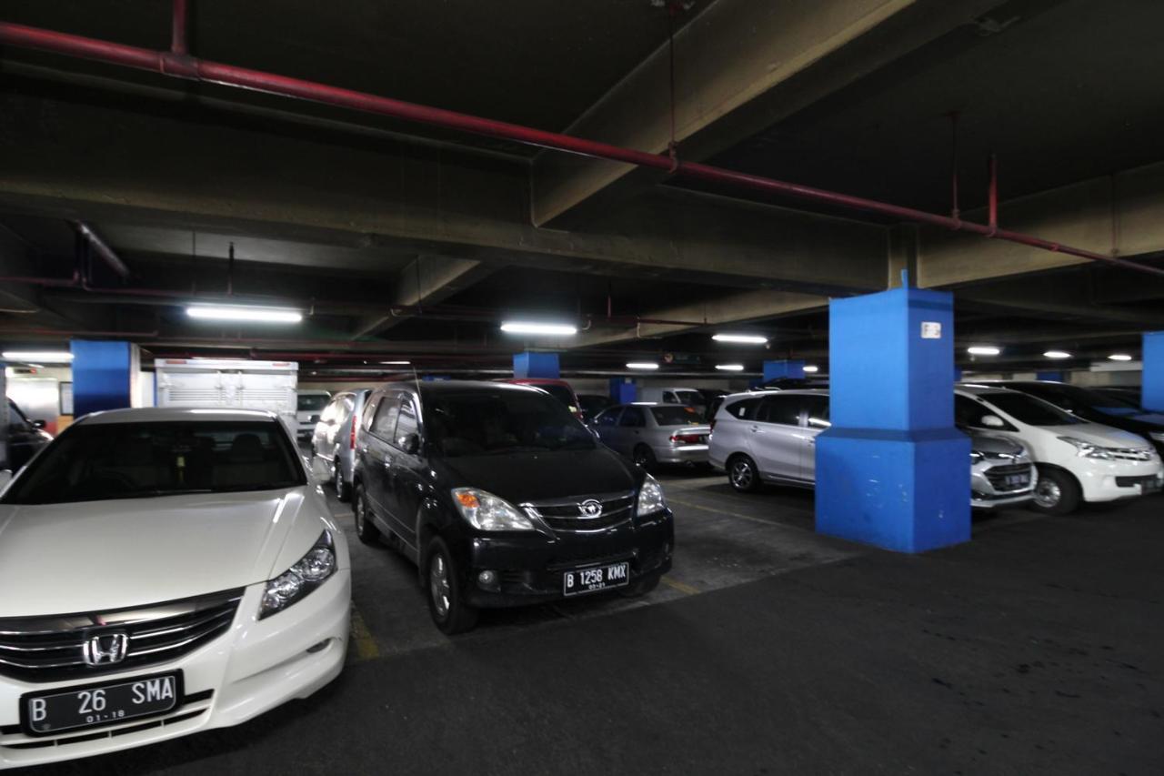Airy Glodok Pinangsia Raya Jakarta Hotel Bagian luar foto